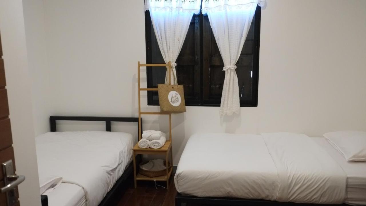 Comeneetee Uthai Ban Khok Mo Exterior photo